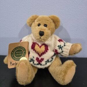 Keepsake Boyds Bear with Heart Knit Sweater